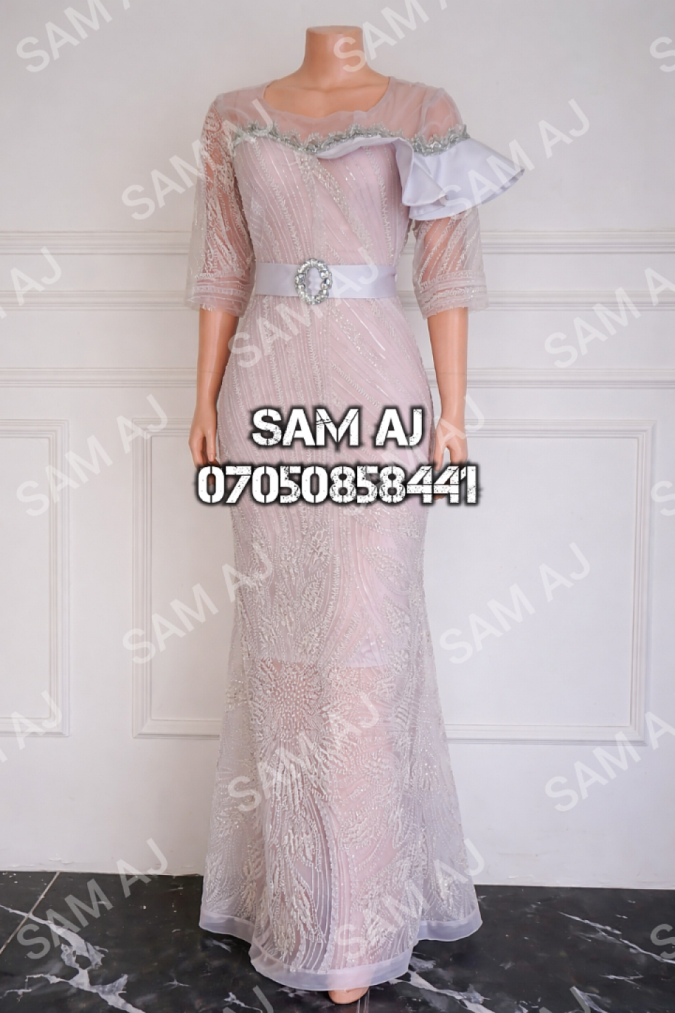 Mermaid gown with flounce